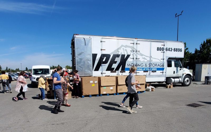 Apex Moving & Storage Washington State Fair Food Drive