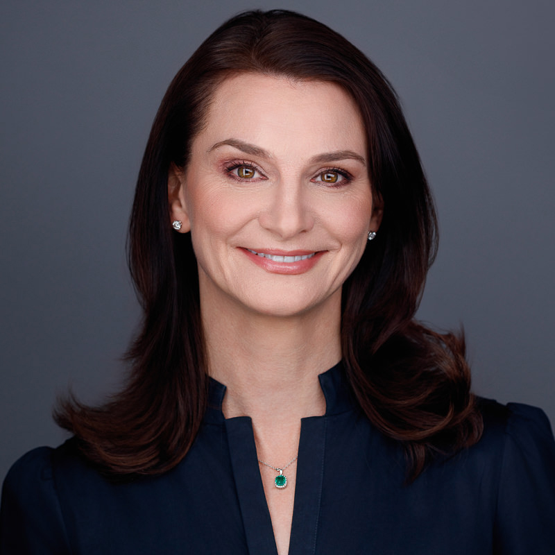 jen-saenz-headshot.jpg
